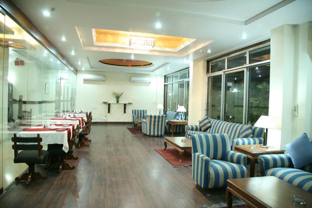 The Royal Residency Hotel Нью-Дели Номер фото