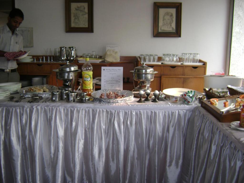 The Royal Residency Hotel Нью-Дели Номер фото