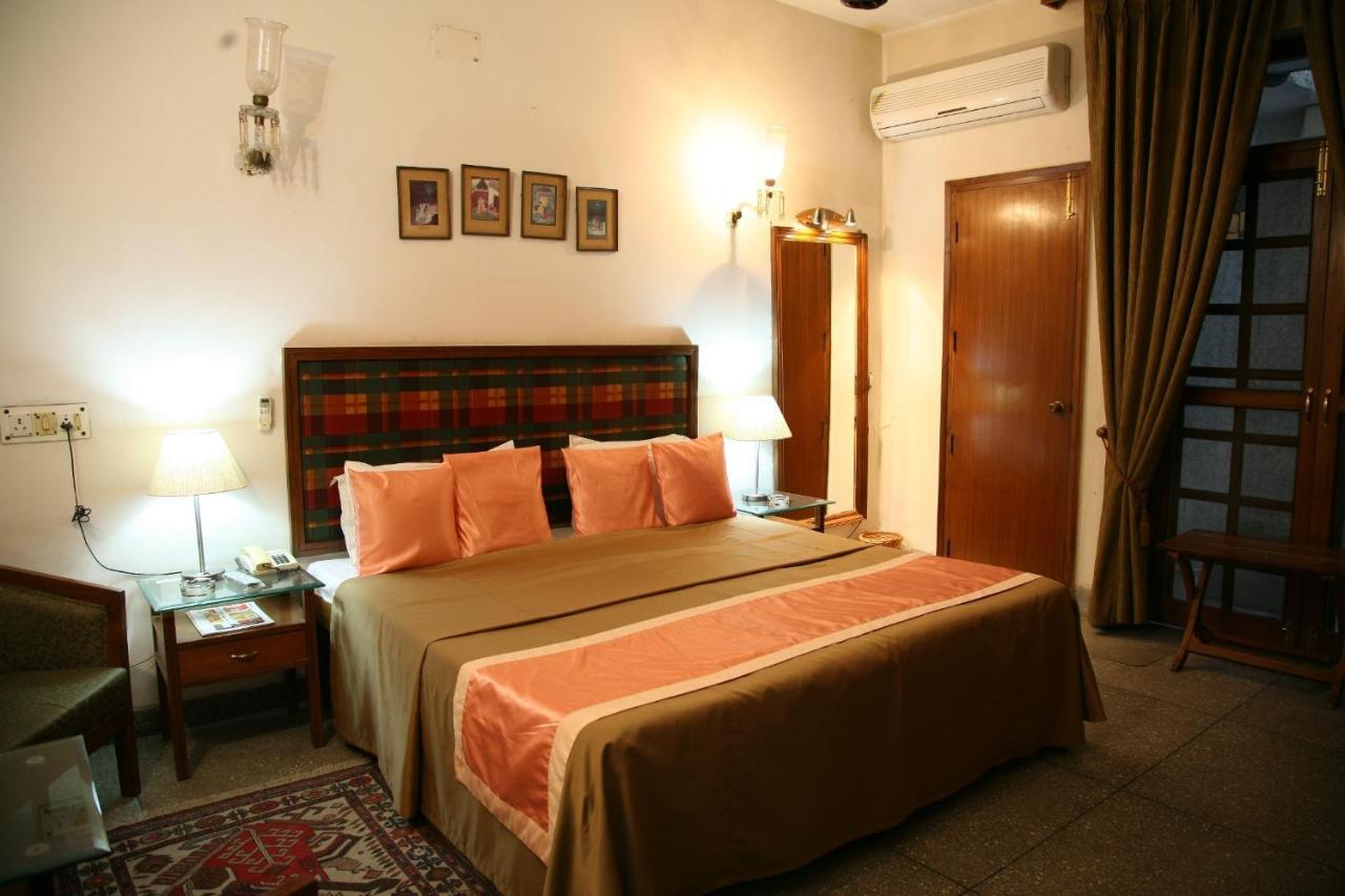 The Royal Residency Hotel Нью-Дели Экстерьер фото